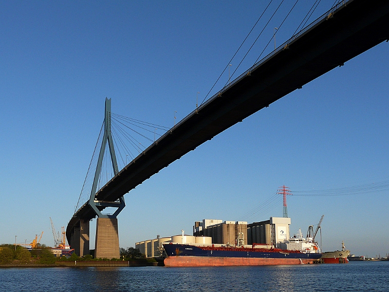 P1000119_B.jpg - Hamburger Hafen, Köhlbrandbrücke