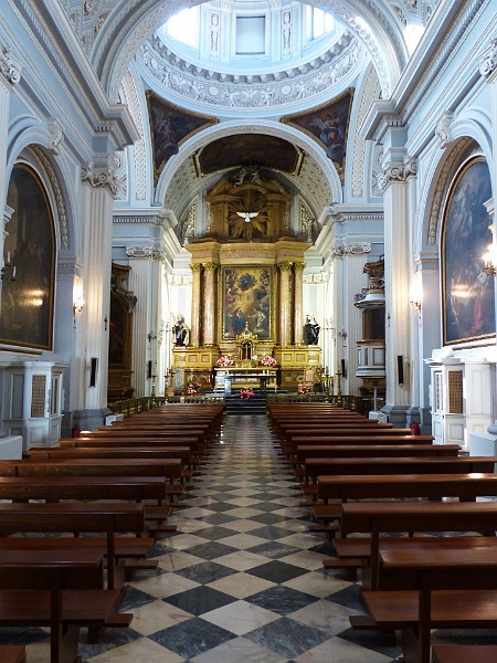 P1020208_B.jpg - Madrid, Centro, Kloster Real Monasterio de la Encarnación , Mittelschiff der Kirche