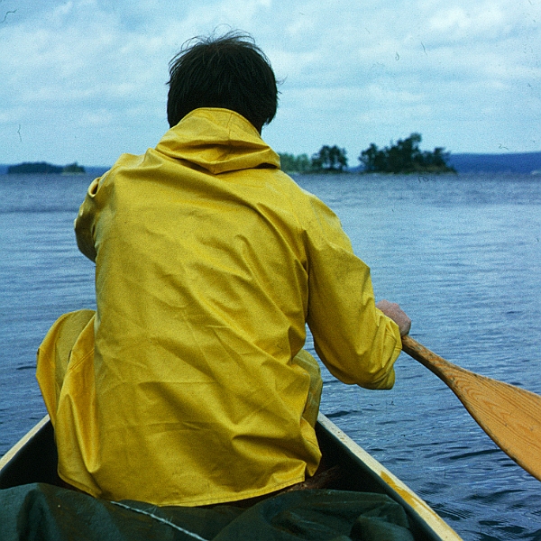 1979_Dia027_B.jpg - 1979, Dalsland, Gebiet: Foxen, Stora Le, Lelång - Günter der Paddelknecht
