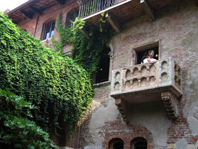Balkon der Julia, Palazzo Capuleti