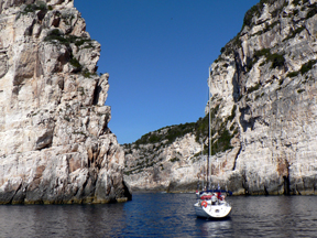 Die zerklftete Westkste von Paxos