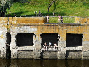 Alter Schiffsanleger vor der Rybinsker Schleus