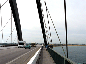 Auf der Brcke 